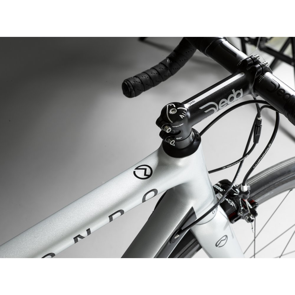 Officine Mattio Granfondo Shimano Dura Ace Di2 White 2018 Officine Mattio Granfondo Shimano Dura Ace Di2 White 2018